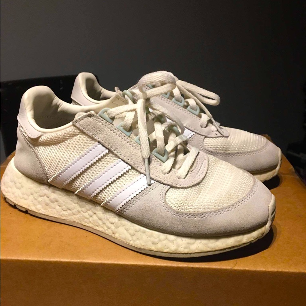Adidas - Picture 2 of 8